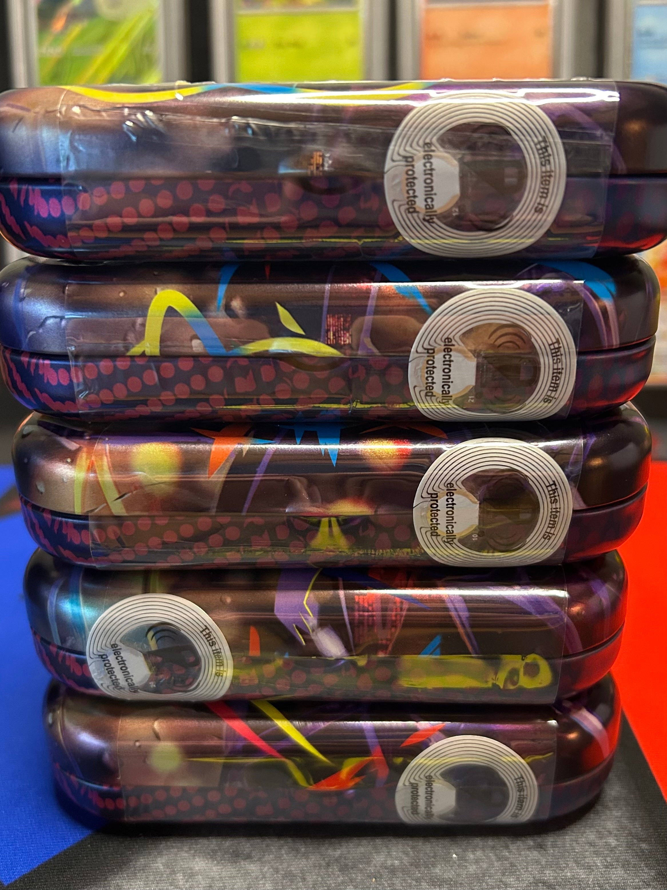 Mega Heroes Mini Tin